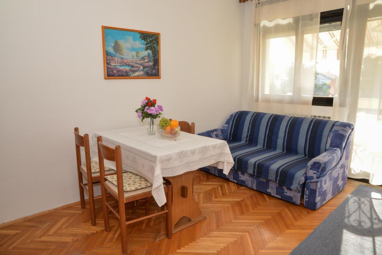 Apartment Sestan