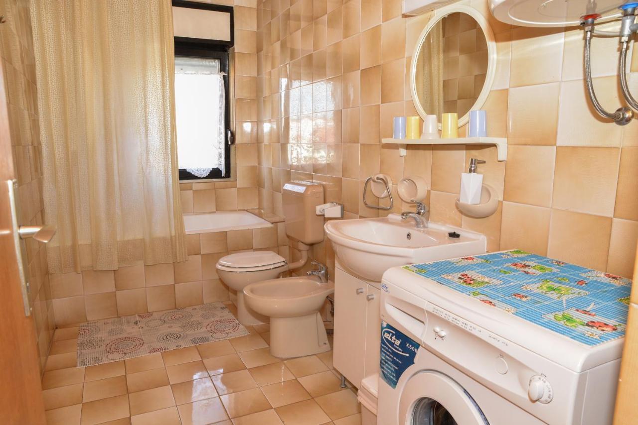 Apartment Sestan *
